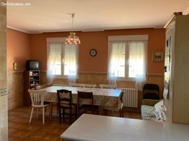 Chalet con Finca de 5.400 m² en Campo