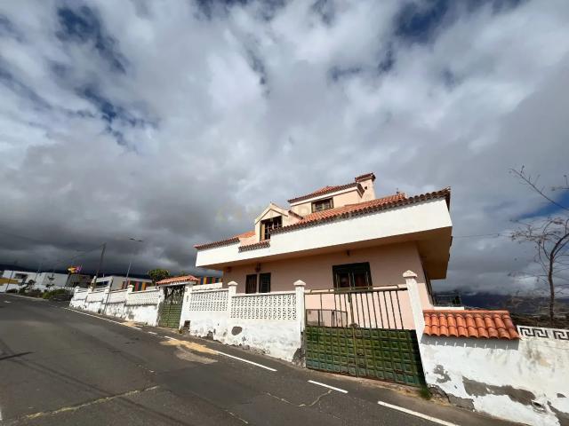 Chalet con finca en Arafo, Tenerife