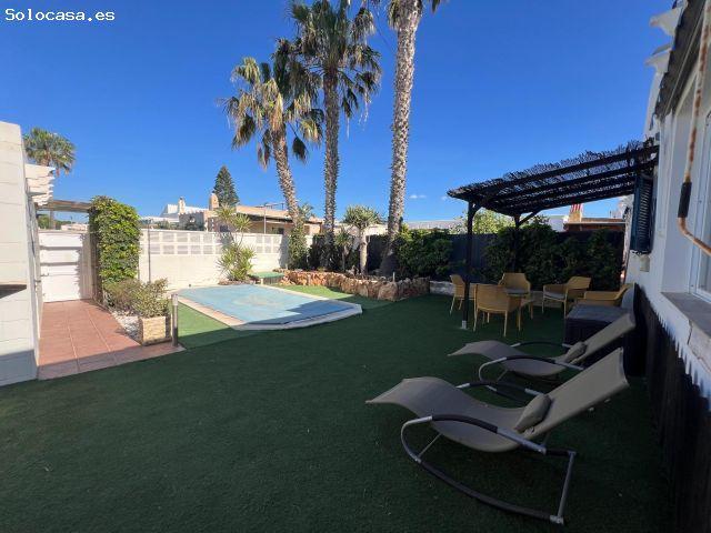 CHALET CON JARDIN Y PISCINA EN EL TOYO, ALMERIA