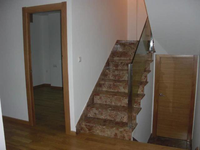Chalet con jardín en alquiler en Avenida da Hispanidade 2