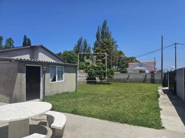 Chalet con jardín en alquiler en Baiona