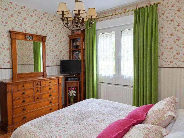 Chalet con jardín en alquiler en Calle Aguas Madres