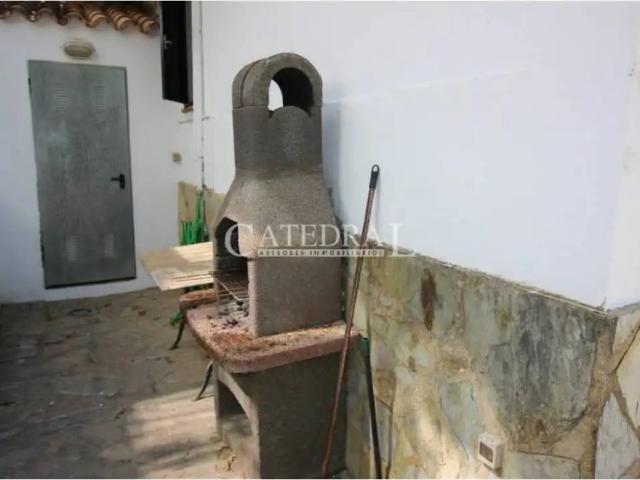 Chalet con jardín en alquiler en Calle Finca Urbanización Casas Serranas Fuenteherrumbre