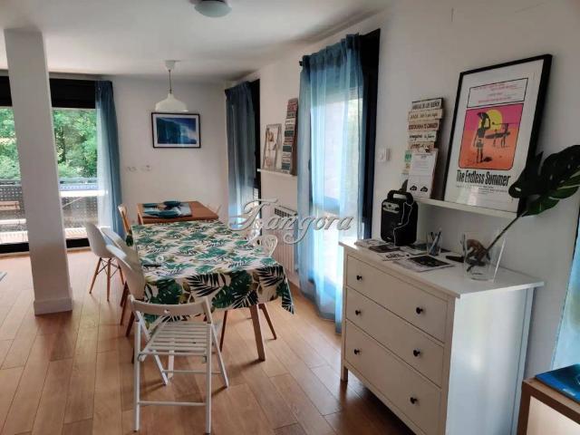 Chalet con jardín en alquiler en Elejalde Auzoa