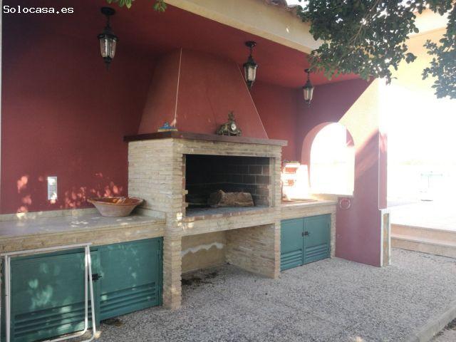 Chalet con parcela alquiler anual