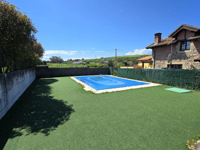 chalet con piscina