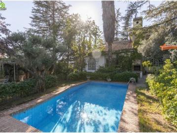 CHALET CON PISCINA CORTIJO DEL AIRE ALBOLOTE