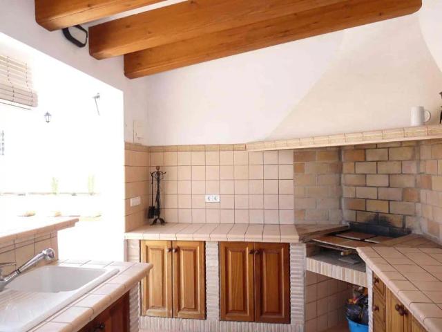 Chalet con piscina en alquiler en Carrer Conillets