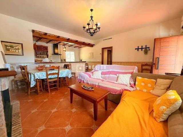 Chalet con piscina en alquiler en Arroyo Coche