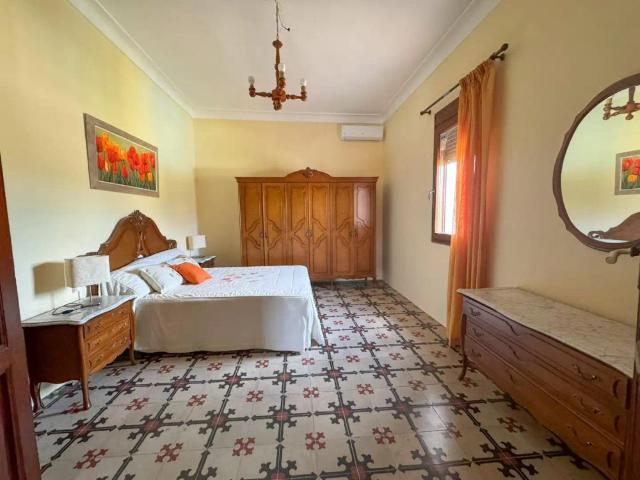 Chalet con piscina en alquiler en Avenida DR FLEMING