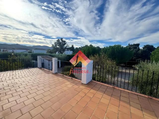 Chalet con piscina en alquiler en Partidas Norte