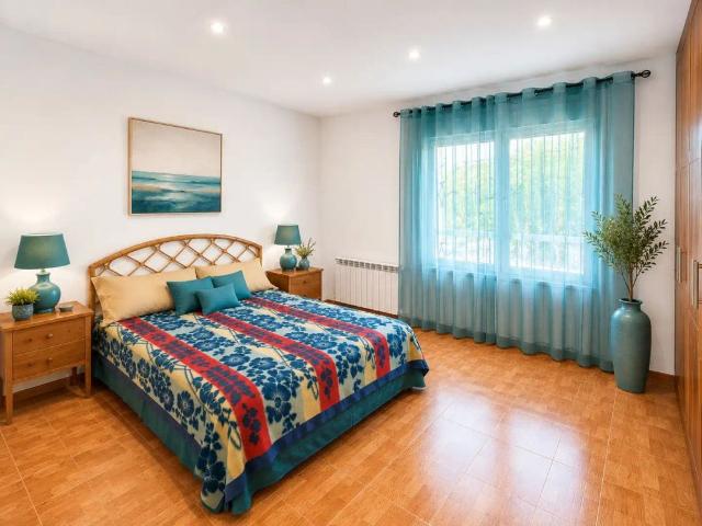 Chalet con piscina en alquiler en Plaça Verge de Fàtima