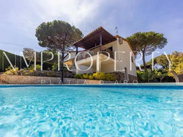 Chalet con piscina en alquiler en Platja d'Aro