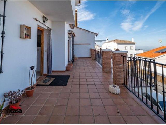 CHALET CON PISCINA Y VISTAS PANORÁMICAS