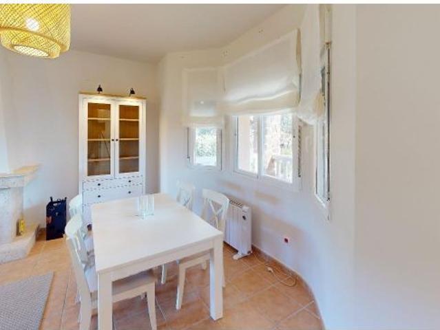 CHALET CON PLACAS SOLARES EN ZONA LAS GAVIOTAS
