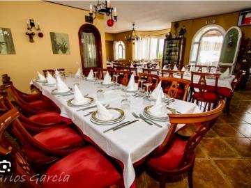 Chalet con Restaurante funcionando