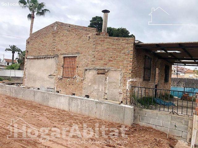 CHALET CON TERRENO PARA HACER A TU GUSTO