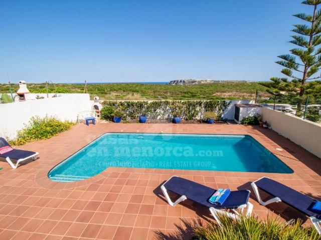 Chalet con vistas al mar en Cala Llonga 145m² Maó