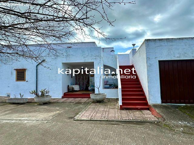 Chalet con vistas maravillosas a la venta en Alcoy