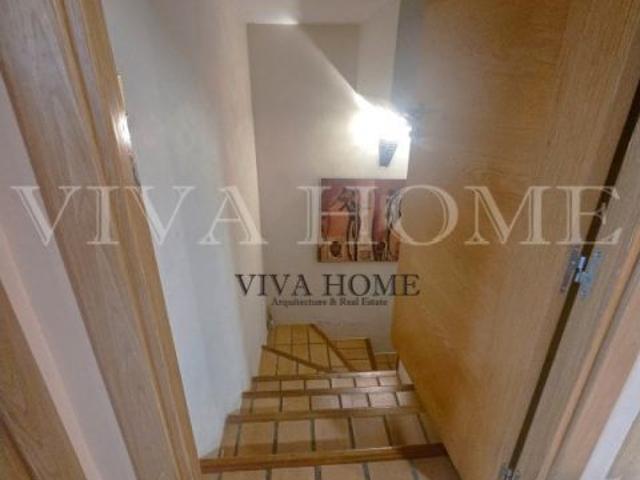 CHALET con 4 habitaciones, 3 baños completos, aseo, salón y concina