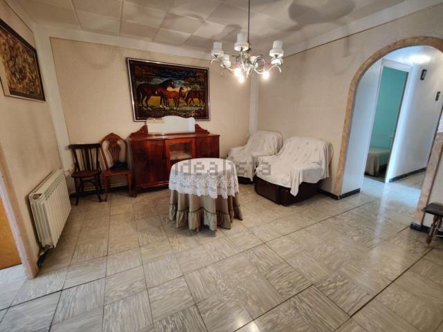 Chalet, Congostrina