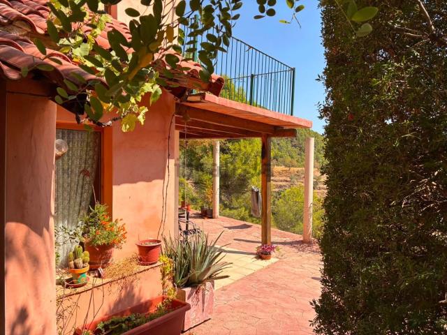 Chalet, Confrides