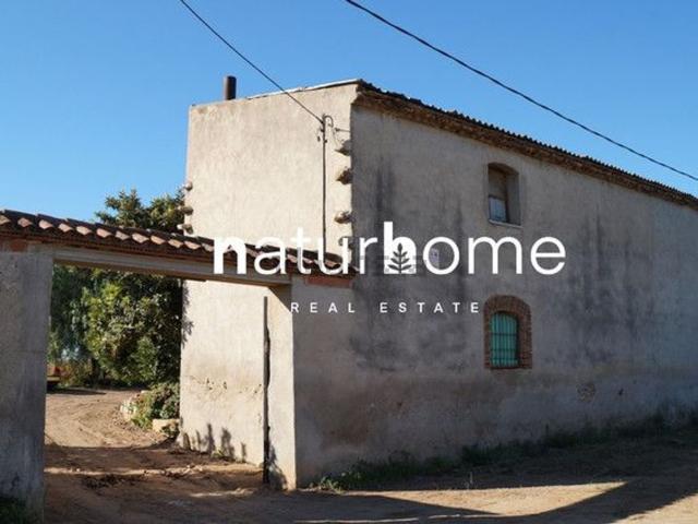 Chalet, Constanti