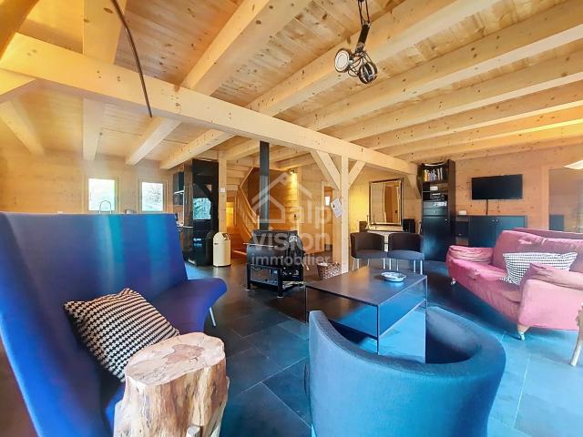 CHALET CONTEMPORAIN, 8 PIECES, ABONDANCE