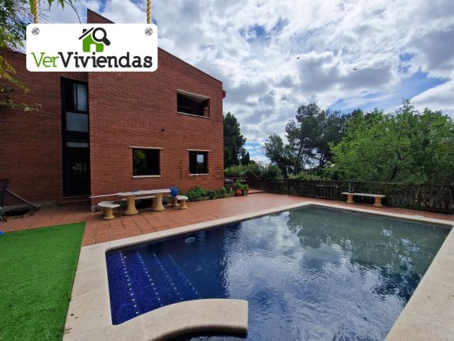 Chalet, Corbera de Llobregat