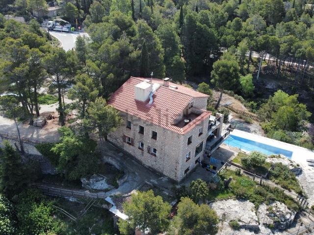 Chalet, Cornudella de Montsant