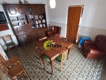 Chalet, Corrales