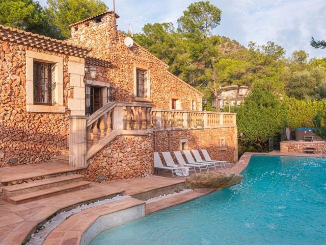 Chalet, Costa de los Pinos