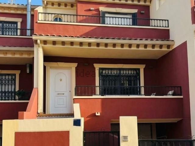 Chalet, Catral