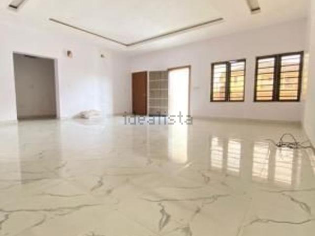 Chalet, Catral