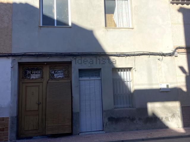 Chalet, Caudete