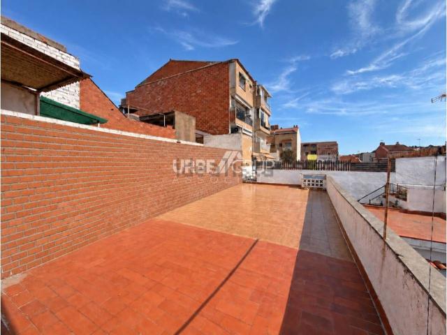 Chalet, Ca n&apos Aurell, Terrassa