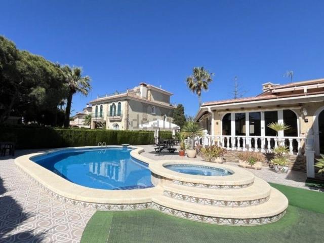 Chalet, Cabo Roig, Orihuela