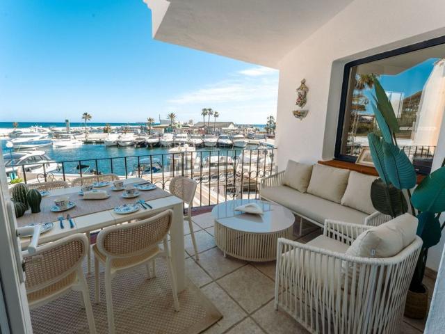 Chalet, Cabopino Artola, Marbella
