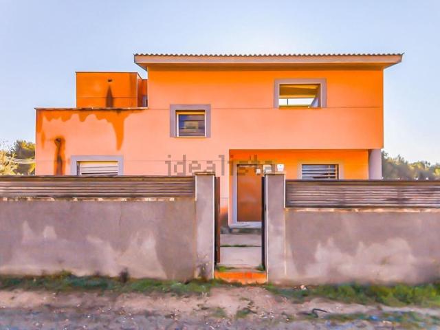 Chalet, Cabra del Camp