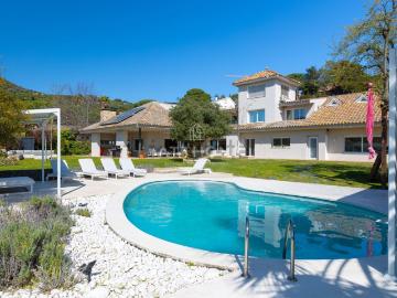Chalet, Cabrils
