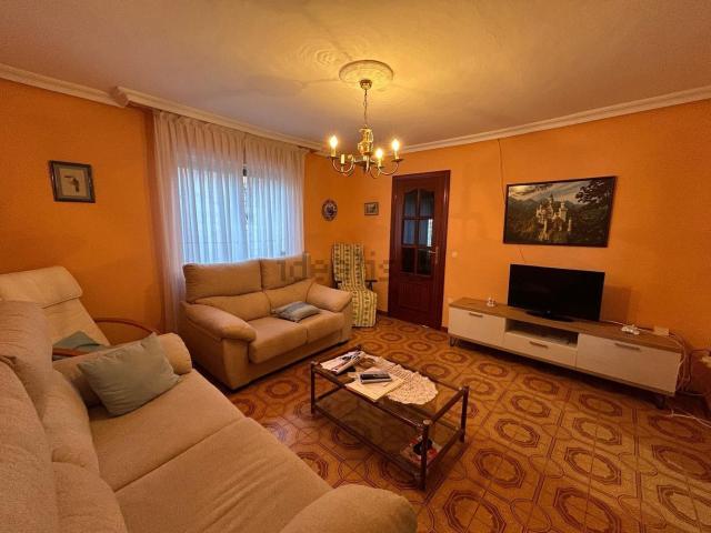 Chalet, Cadalso