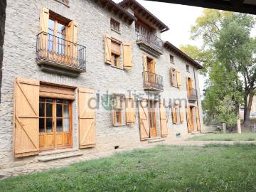 Chalet, Caldearenas