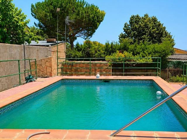 Chalet, Caldes de Montbui