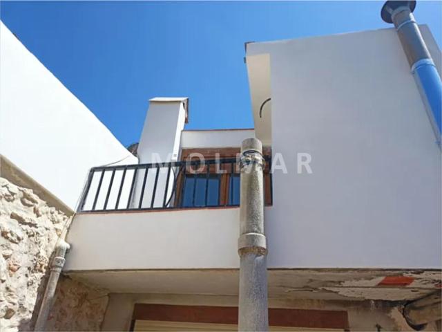 Chalet, Calig