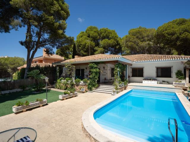 Chalet, Campoamor, Orihuela