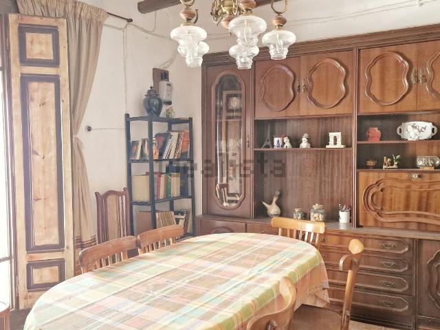 Chalet, Camporrélls