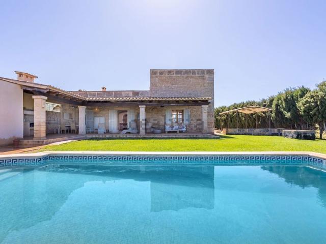 Chalet, Campos