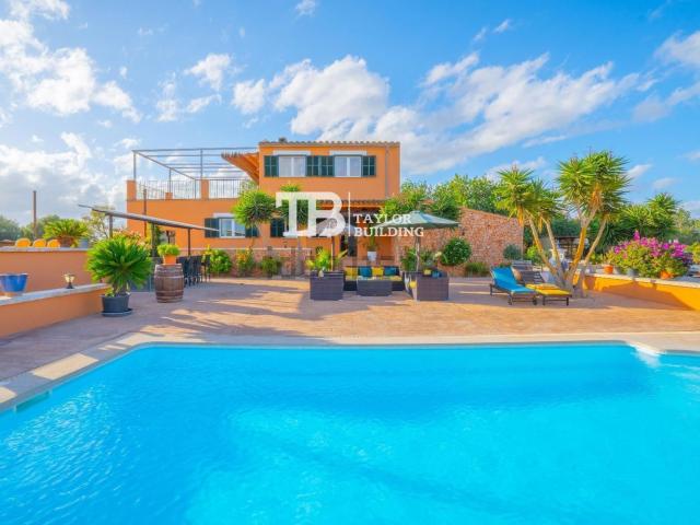 Chalet, Campos