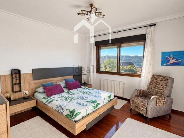 Chalet, Cangas