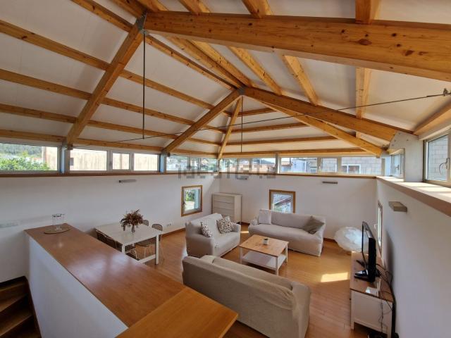 Chalet, Cangas